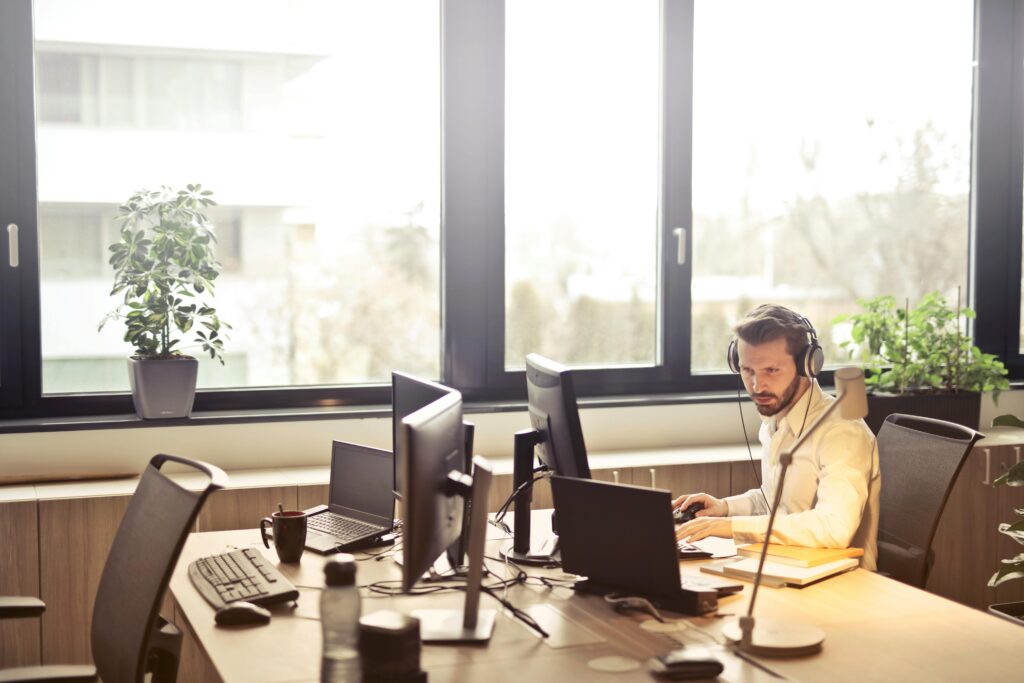 Discover 5 Fiverr hacks for Businesses . Outsource tasks like digital marketing, design, & HR with Fiverr Pro & affordable freelancers.