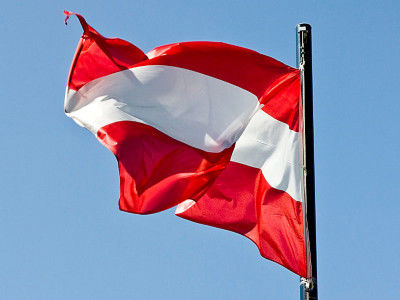 Drive Your Own Day: Flexible Car Delivery Gigs in Salzburg & Wiener Neustadt!