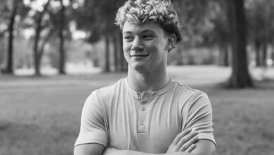 High School Senior Faces $300,000 Decision: College Loans vs Military Earnings